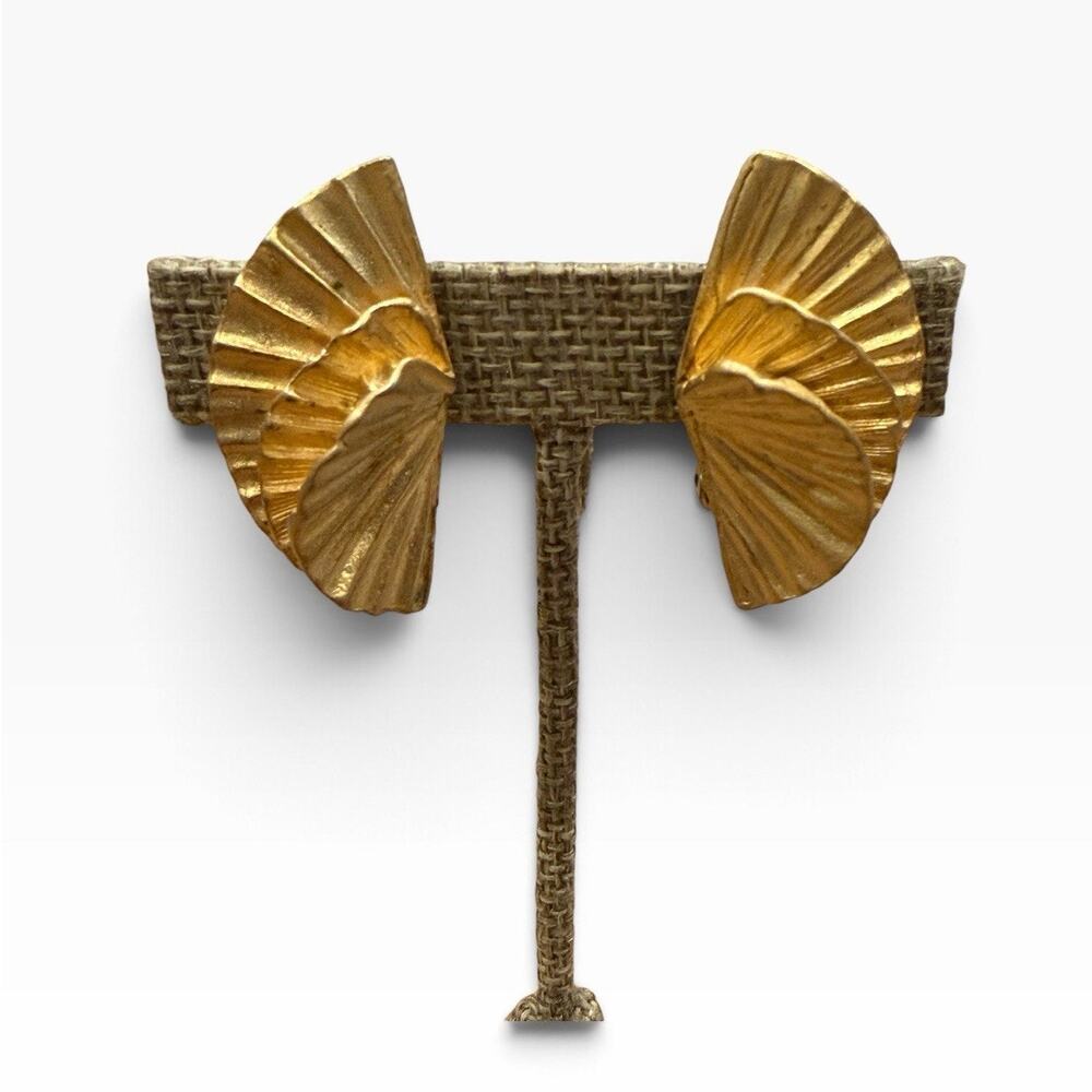 Brushed Gold Tone Textured Sculptural Layered Fan Clip On Earrings Vintage 1980s